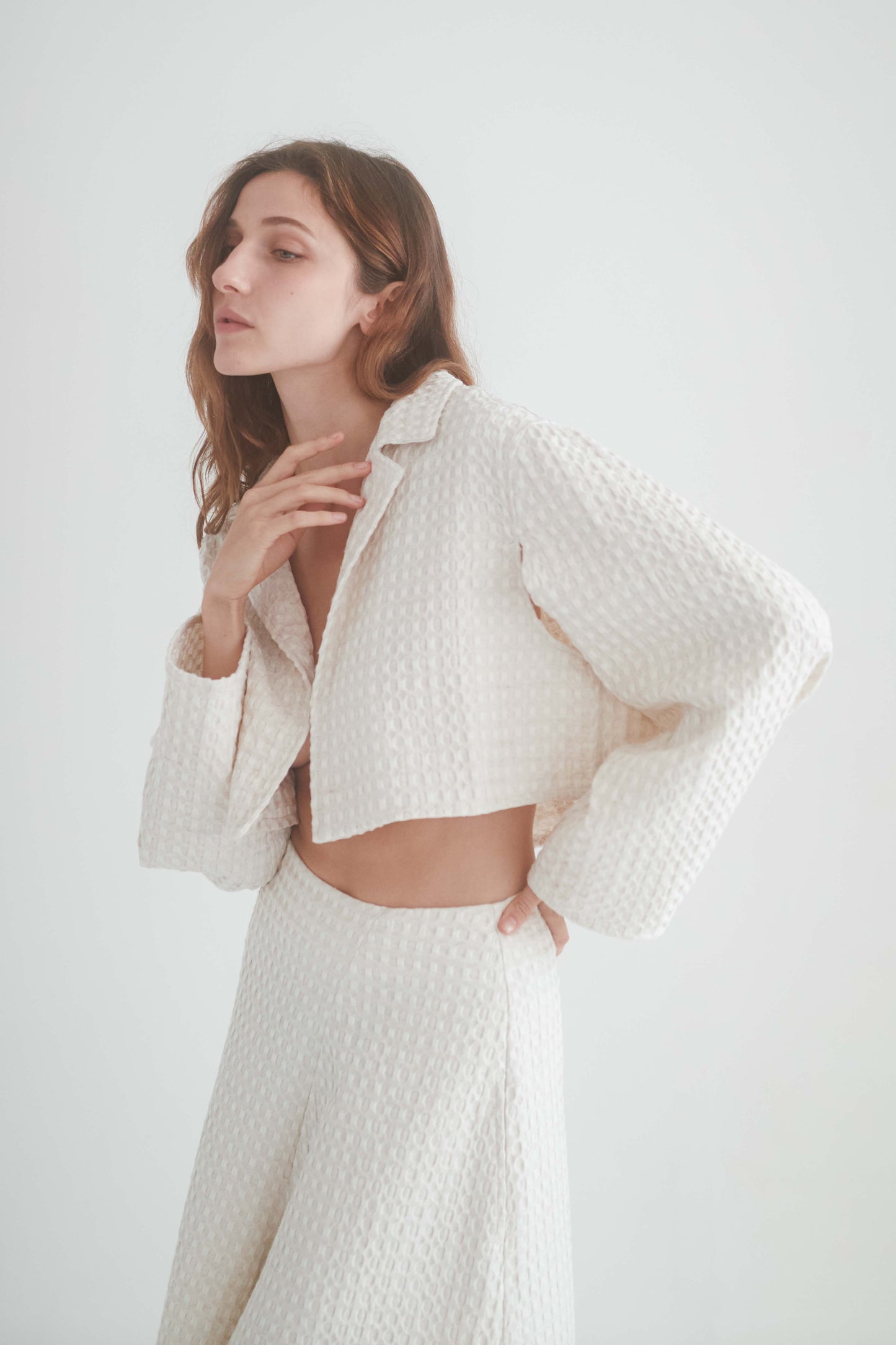 ECRU WAFFLE CROP JACKET | COSSAC