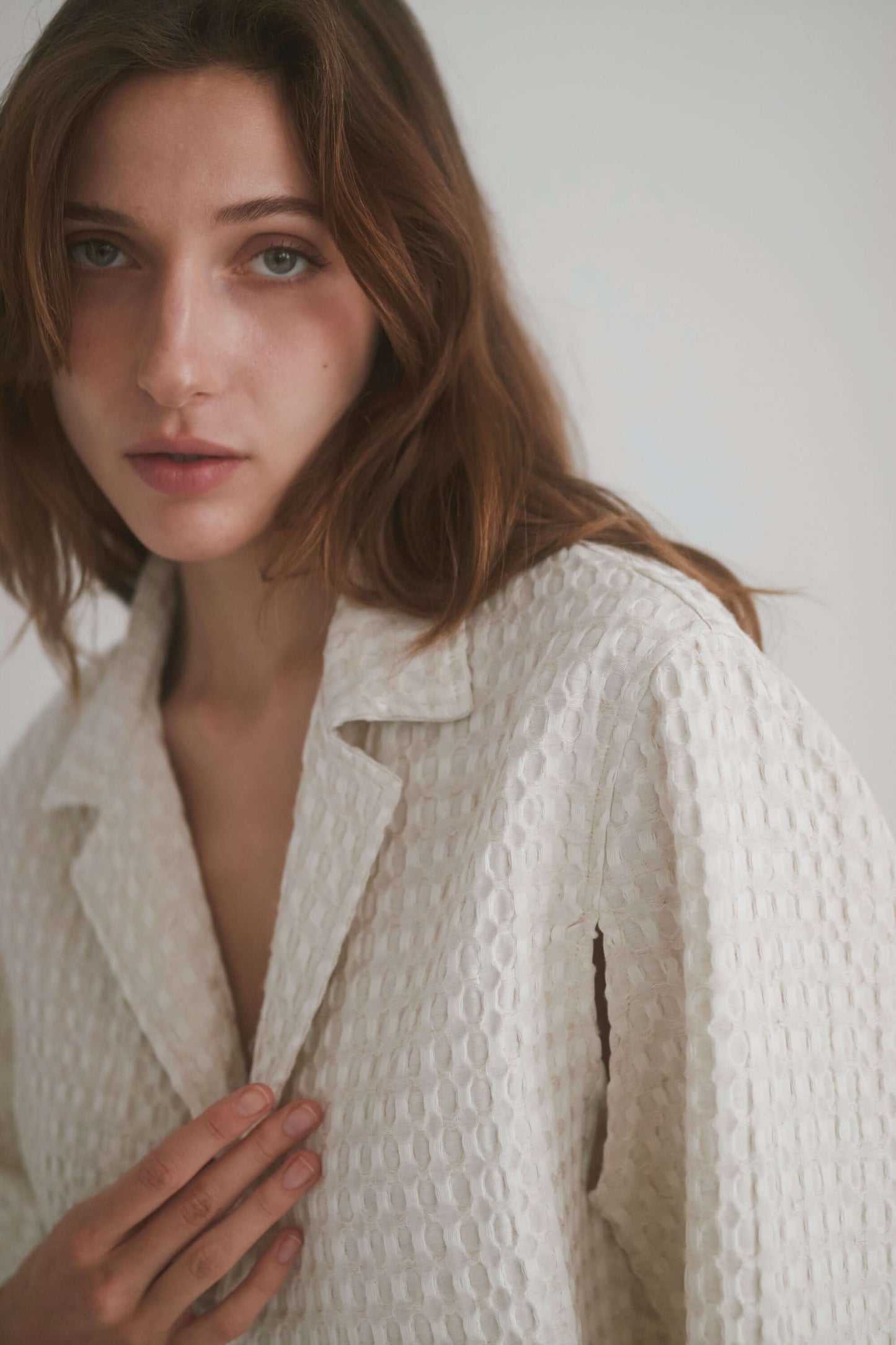 ECRU WAFFLE CROP JACKET | COSSAC