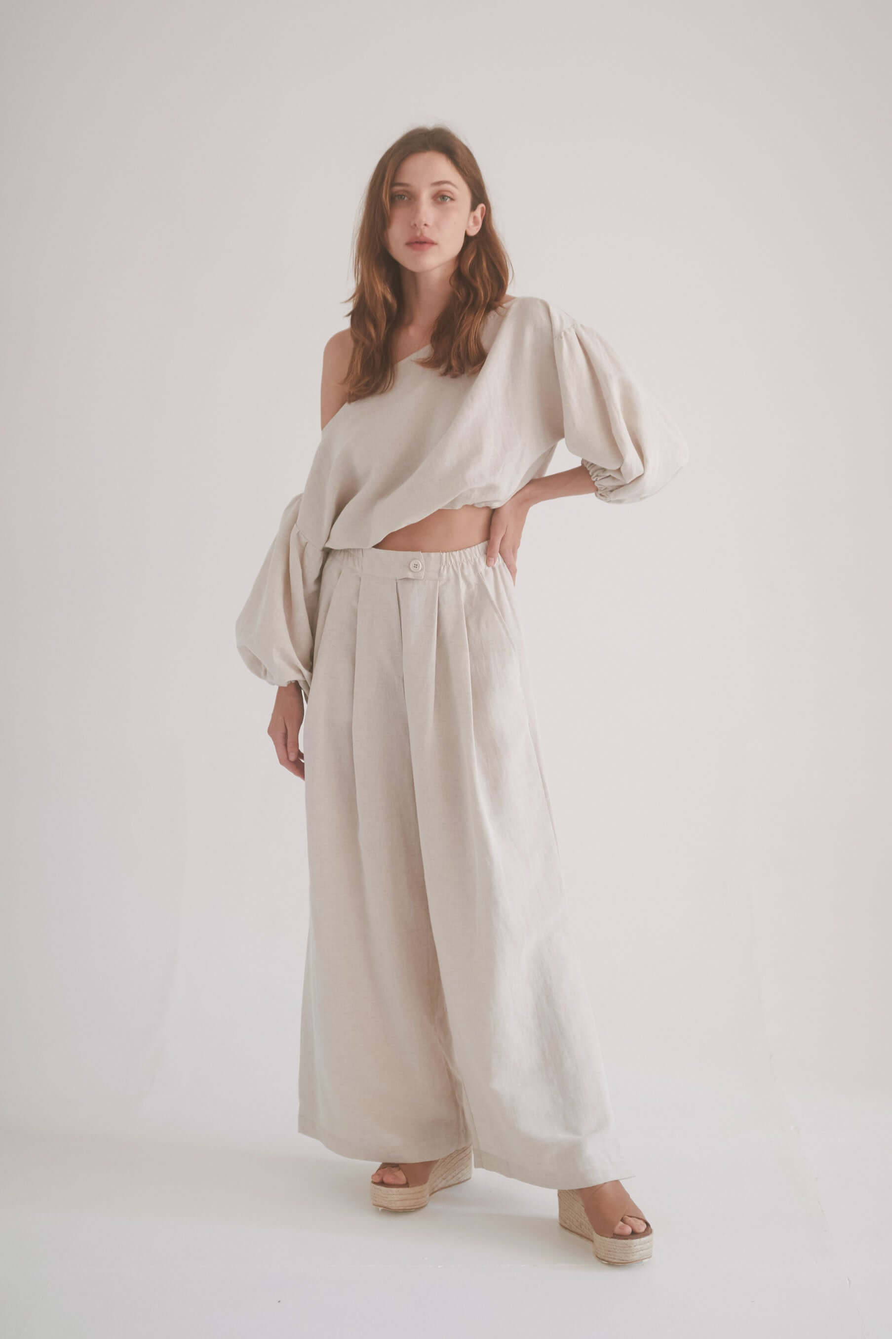 NATURAL WIDE TROUSERS | COSSAC