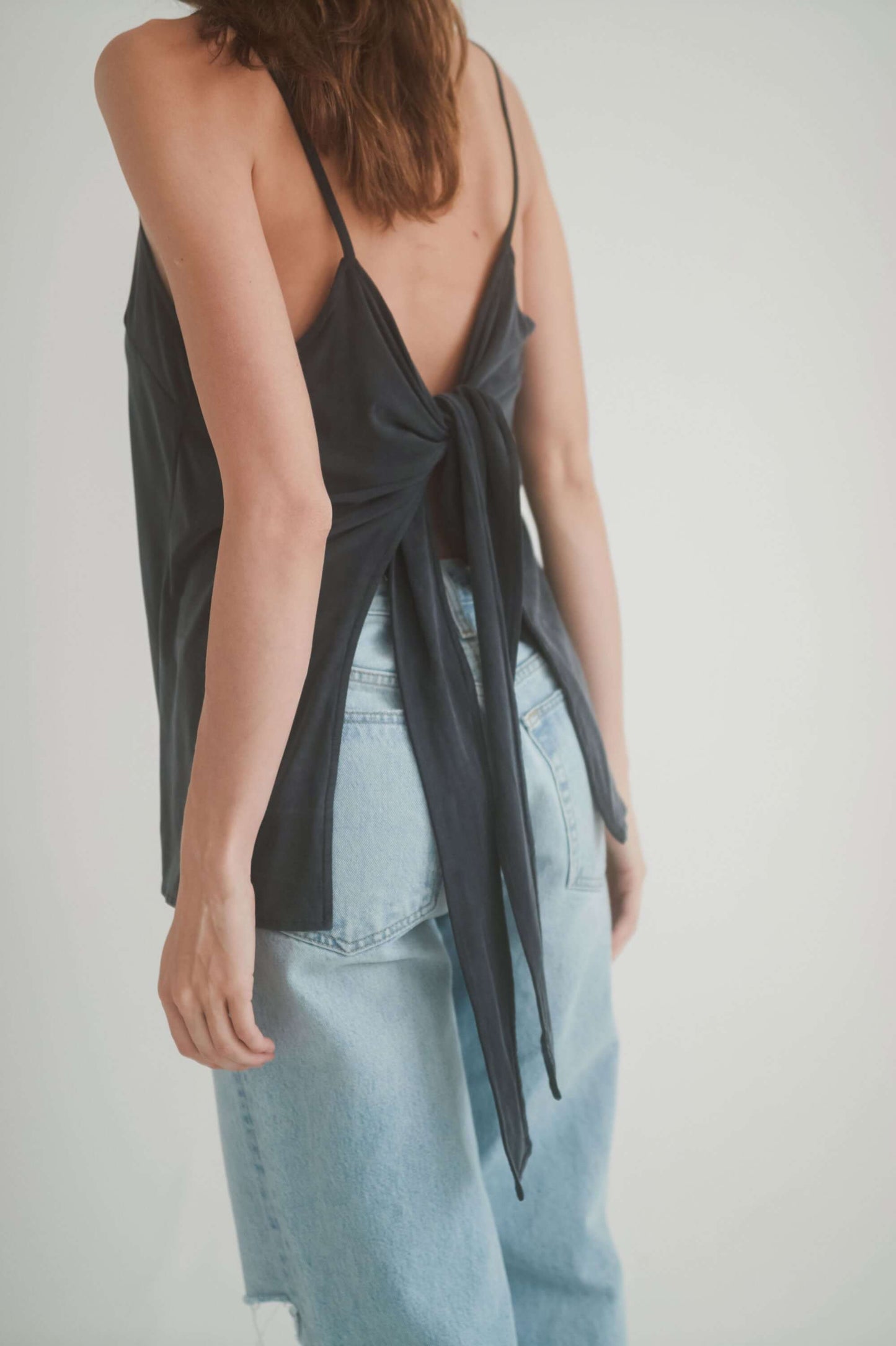 SLATE BLACK REVERSIBLE CAMI | COSSAC