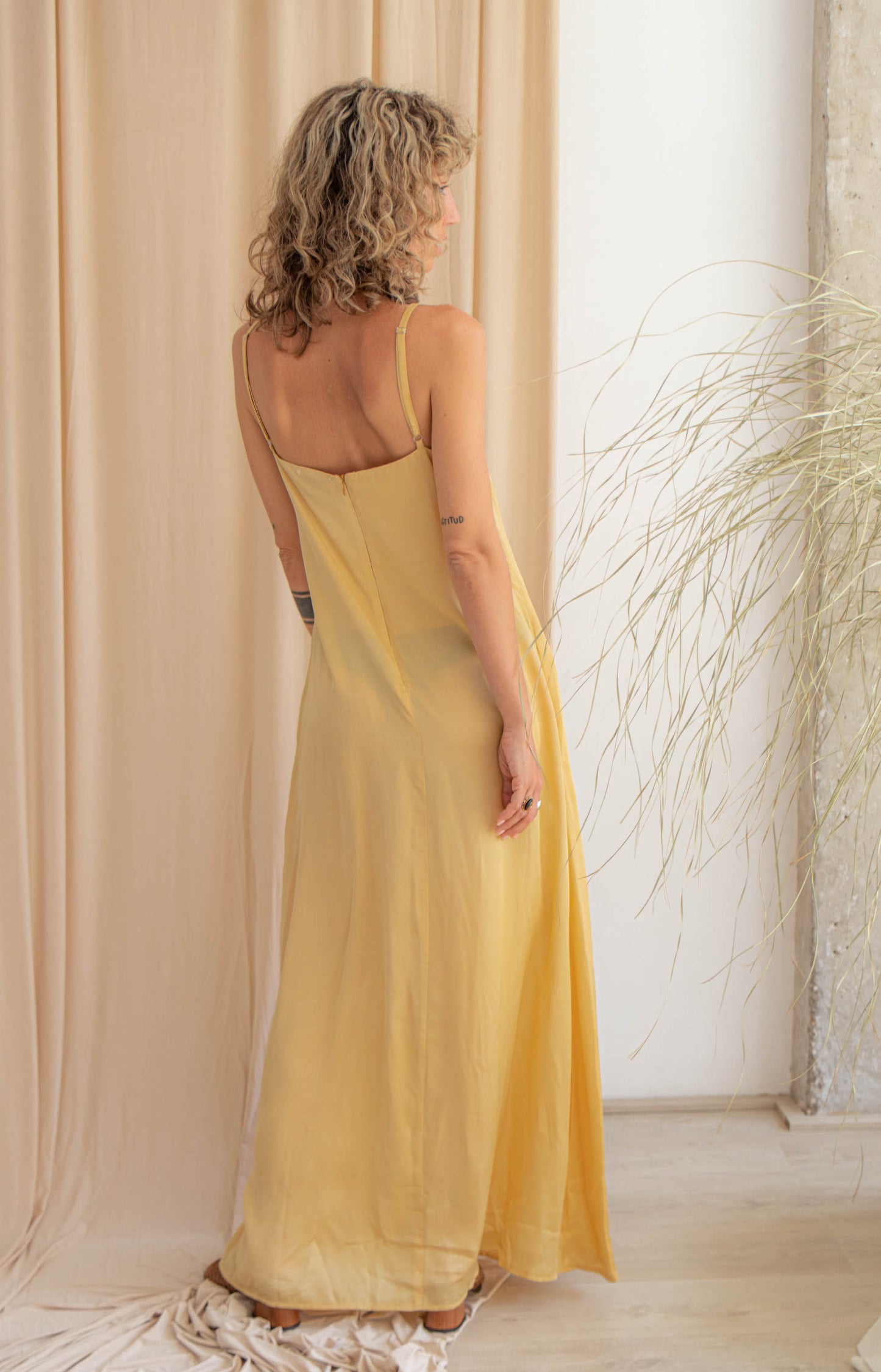 VANILLA ECOVERO MAXI DRESS - ARCHIVE SALE