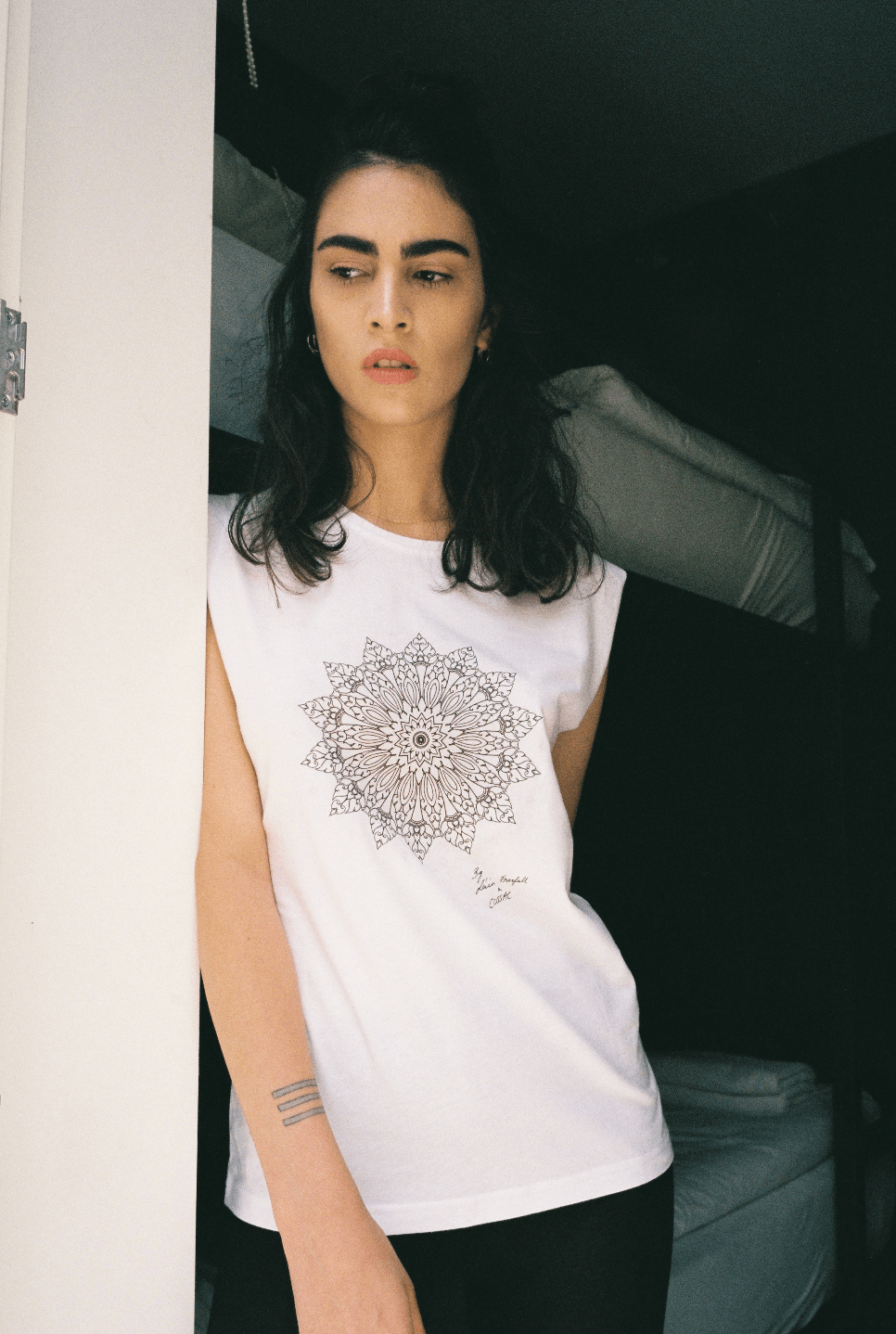 PRINT VEST TEE | COSSAC