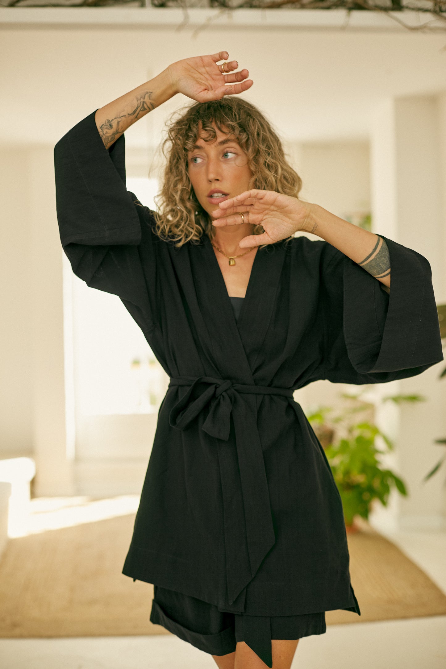 BLACK KIMONO JACKET - ARCHIVE SALE