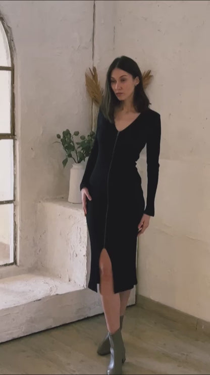 BLACK REVERSIBLE ZIP DRESS